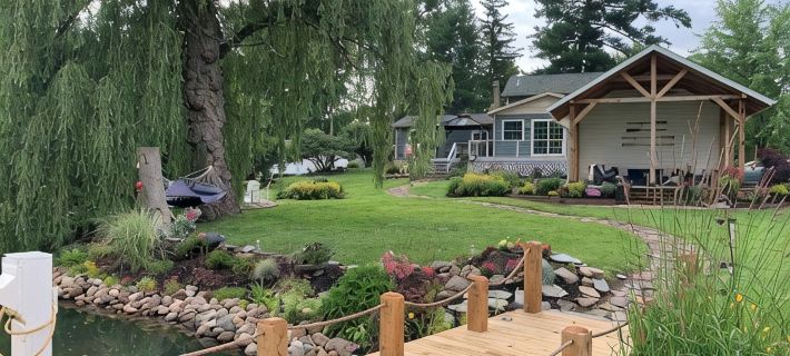 Direct Waterfront private house, NEW 40ft dock w/power, sleeps 8 in Wine Country Hotels in Seneca County