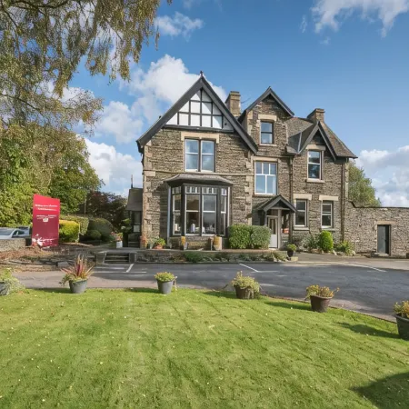 Beaumont Windermere - Adults-Only Boutique Guest House- Free Parking & Wellness Access