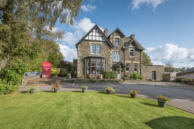 Beaumont Windermere - Adults-Only Boutique Guest House- Free Parking & Wellness Access のホテル