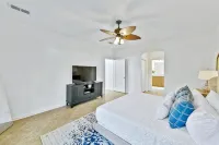 Prime Location with Beach Access! Close to Mayo/Tpc/Sawgrass/Pvic - 5-Star