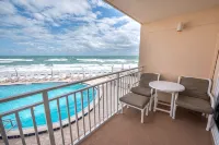 Beachfront 2Br Condo w/ Balcony & Heated Pool, Unit 224 - Wi-Fi