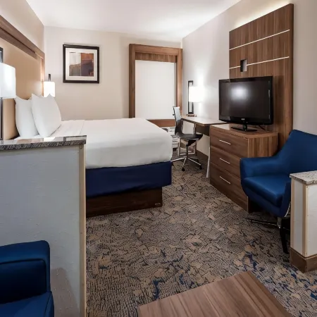 Best Western Plus Kansas City Airport-KCI East