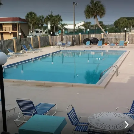 Crescent Beach Condo - Wonderful location!