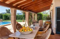 Family friendly 3 bedroom 4 bathroom villa in Pollensa - Villas