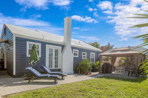 Anderson House Historical Cottage - 3-Star