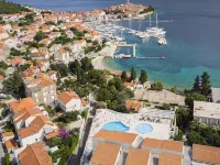 Marko Polo Maradiso Hotel by Aminess فنادق في كوركولا