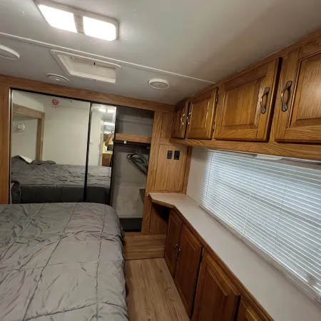 Shaanti Living • Cozy Private Camper 2