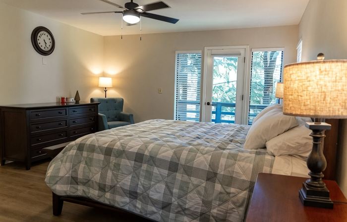 Sierra Cabin Retreat • Lake View • Hiking Trails