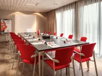 Ibis Cergy-Pontoise le Port