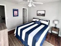 4 Bed 4 Bath Condo Near Campus! - Pools