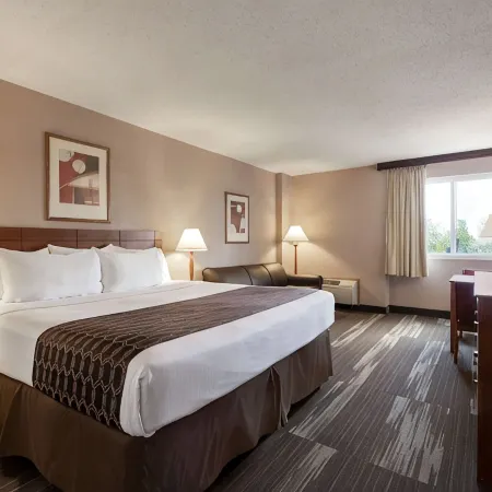 Ramada by Wyndham Bismarck