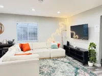 Charming 3-bedroom house with AC and WiFi in marvelous Colton Hotels in Colton