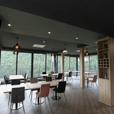 Aleksberg Club, Dilijan Hotel