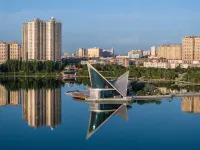 Wanjia Xiyue Hotel (Kashgar Ancient City East Lake Branch) - 마운틴 뷰