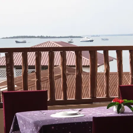 Rumaisa Hotel