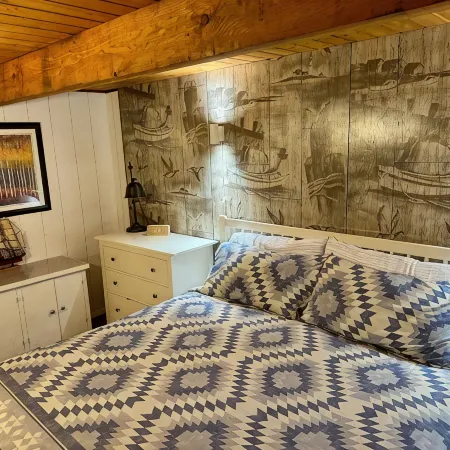 Family & Dog Friendly 2 Bedroom Plus Loft Beach Cabin