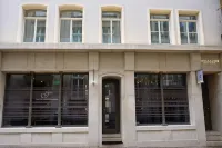 Guillaume Suites