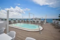 M&F Hotel