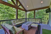 The Gem: Gated Luxury Mtn Home - Hot Tub/Sauna/Basketball/EV Charger/Hiking