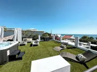 Beach Villa Mojoneo @ El Cocal. Secluded beach, Rooftop, Jacuzzi, Pool table - Homestays