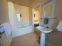 The Sandbanks - 2-Star