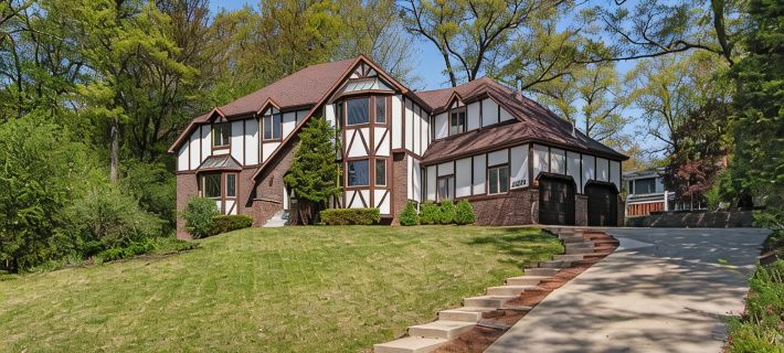 Indoor Pool&Hot tub, Game Room, Sauna, Movie Room Hotels in Green Bay