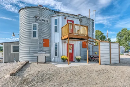 Panoramic Views & Dog Heaven at The Silo!