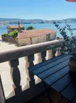 Rustic house by the beach - 海滩