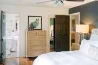 Stylish private home, 1 mile from Historic Downtown Franklin, TN - บังกะโล