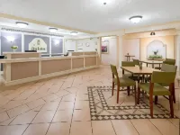 Days Inn by Wyndham San Diego Vista Hotels in Vista
