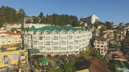 Crescent Resort, Darjeeling - Barer