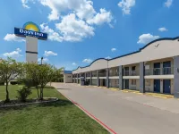 Days Inn by Wyndham Temple Hotels in Temple