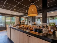 Campanile NATURE – Bordeaux Lac Hotels near Bordeaux-Lac
