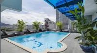 The Summer Hotel - Beach