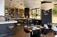 NH Avenida Jerez - ที่มีที่จอดรถ
