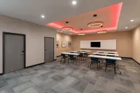 La Quinta Inn & Suites by Wyndham DeSoto - Wifi