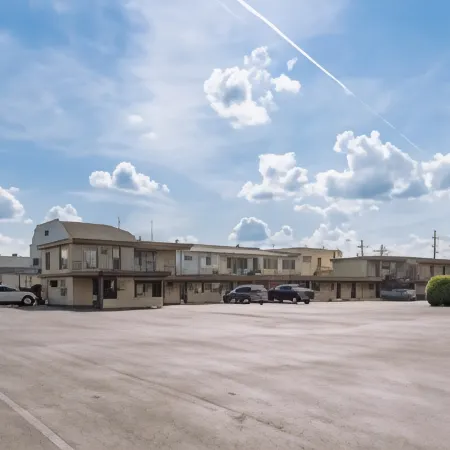 DuBois Manor Motel