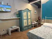 NATURE - cottage with garden, shared pool, private veranda