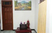 Comfort Room at Guesthouse Tirza - 2-Star