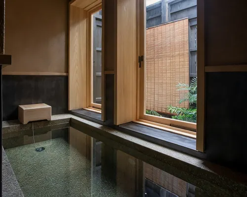 Etchu Inami Machiya Ryokan Kokarian Hotele w: Nanto