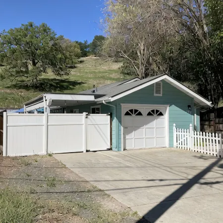 3 King Beds On Pacific  *Downtown  *Pets OK  *Hot Tub