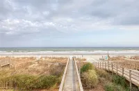 4Bedroom Beachfront Full House w/ Linens,Private Pool - 4-Star