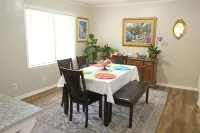 Entire house with 3 bedroom/1.5 bath - 3-Star