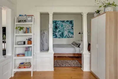 Cozy Georgetown Apartment Hotels near Delridge