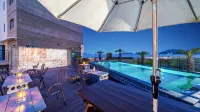 Geoje Island Four Season Pension - Rooftop Pools