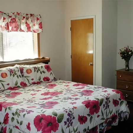 Jenny's Country Manor
