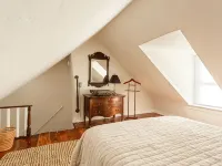 Saint Davids Cottage: Walk to Train, Main Street in the heart of Manayunk Hotels near Cliveden