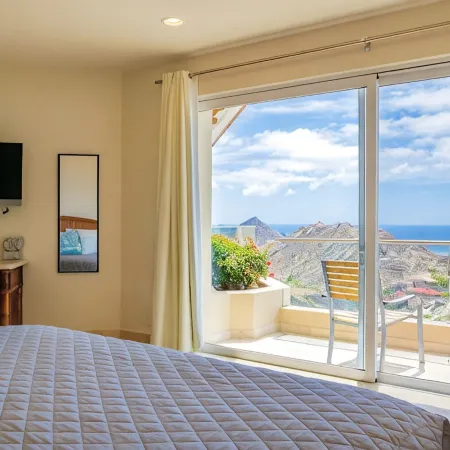 Villa Del Mar-5 Star Luxury Villa with Epic Views