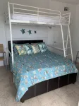 Rent a 2 bed / 2 bath Villa in Alice Town, North Bimini (INCLUDES 50' dock slip) - Pools