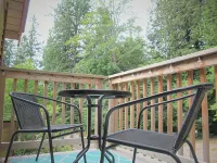 Bright Studio Loft Near Secret Beach in Gibsons